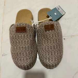 Revitalign Alder Faux Shearling Orthotic Slipper Women’s size 9.5.